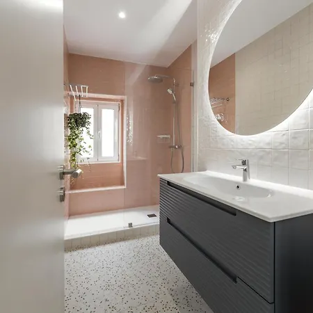 The Great Rose Retreat דירה נאזרה